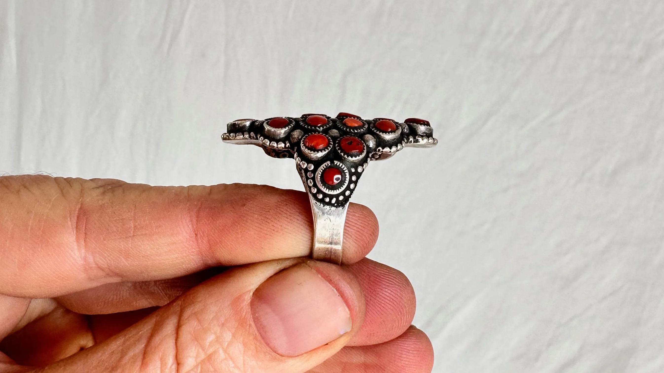 Antique Coral and Sterling Ring. India. Gorgeous! size 9. 1053