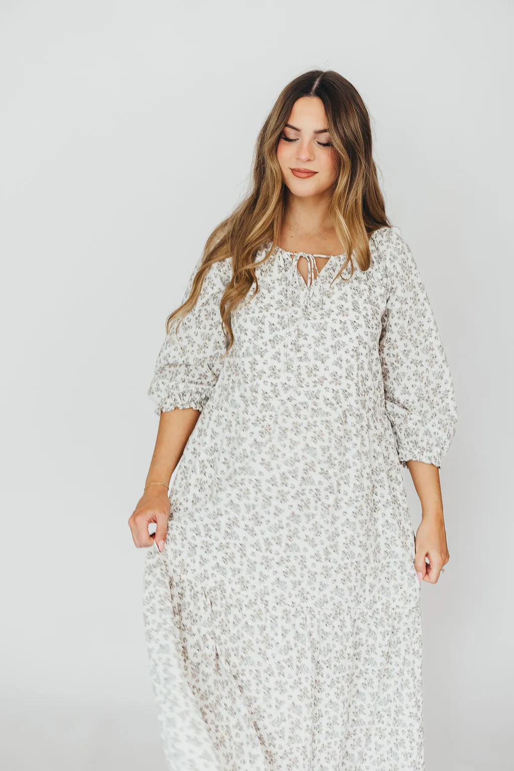 Avery Tiered Linen-Blend Midi Dress in Off-White - Bump Friendly and Inclusive Sizing