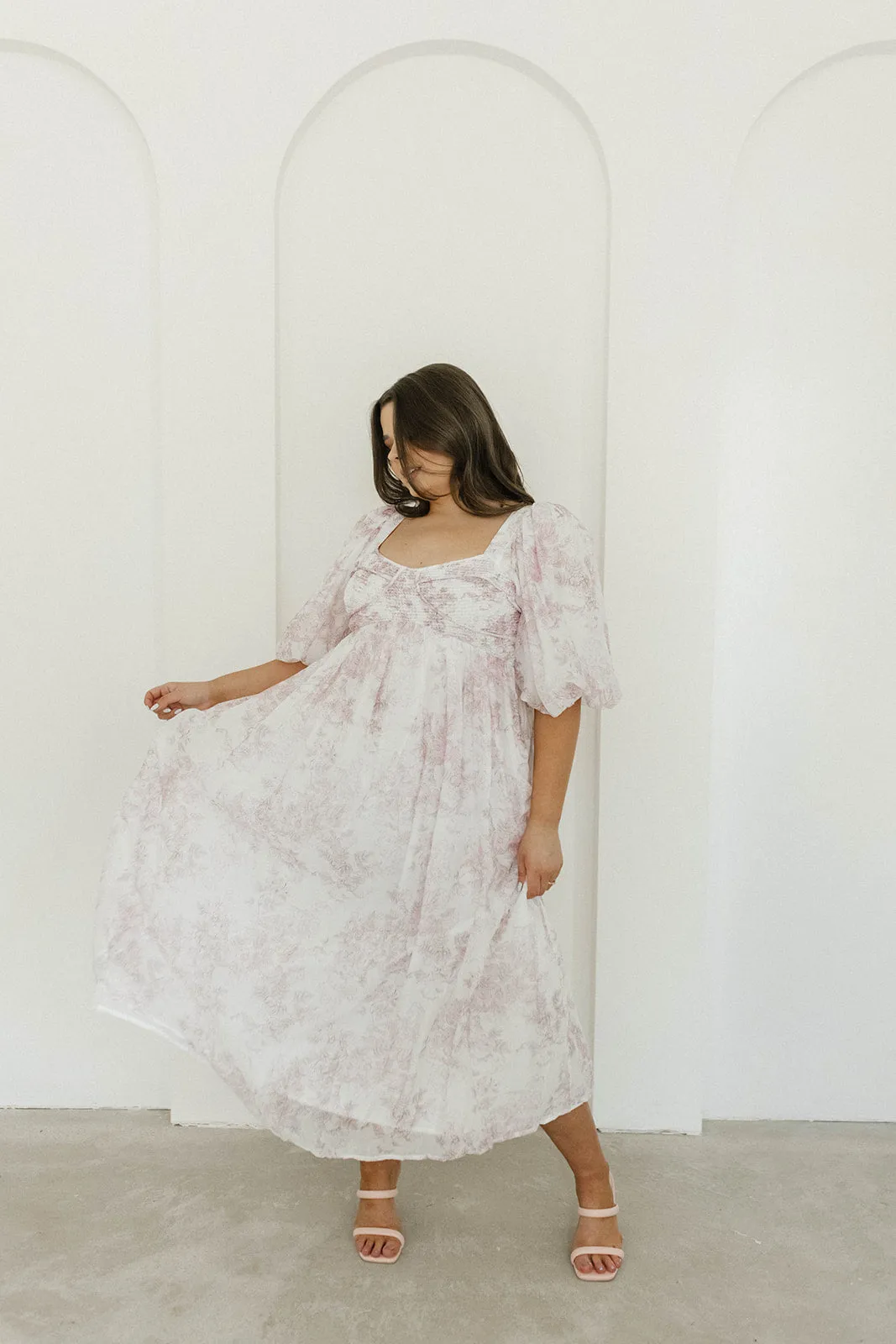 Harlow Midi Dress in Light Pink Floral - Bump Friendly & Inclusive Sizing (S-3XL)