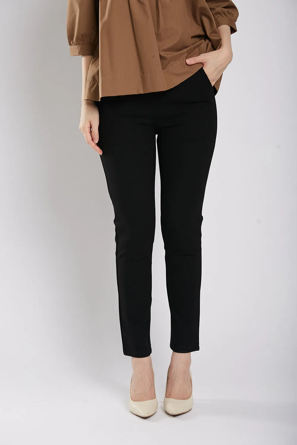 Lana Weight Ultra-Stretch Pants in Black