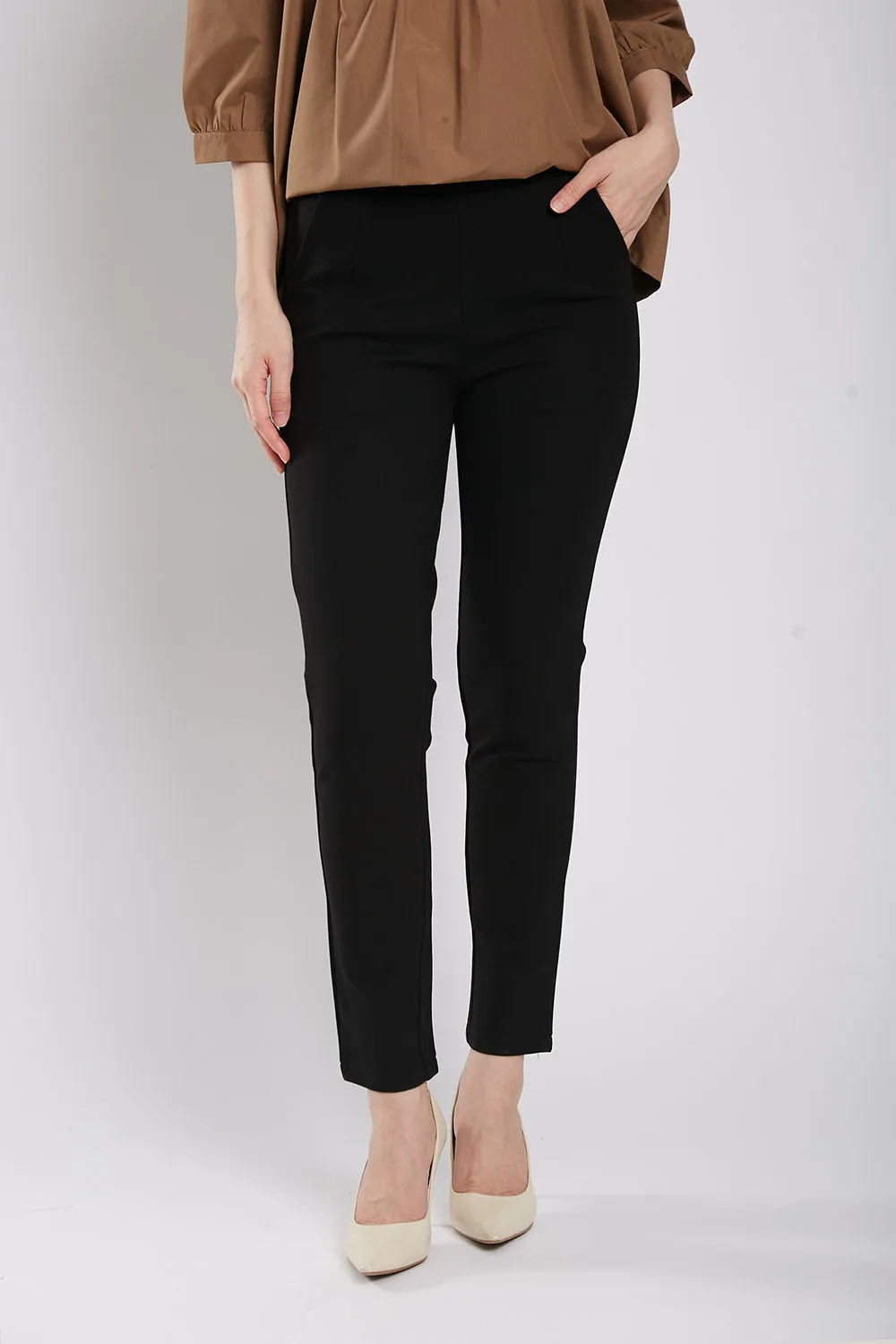 Lana Weight Ultra-Stretch Pants in Black