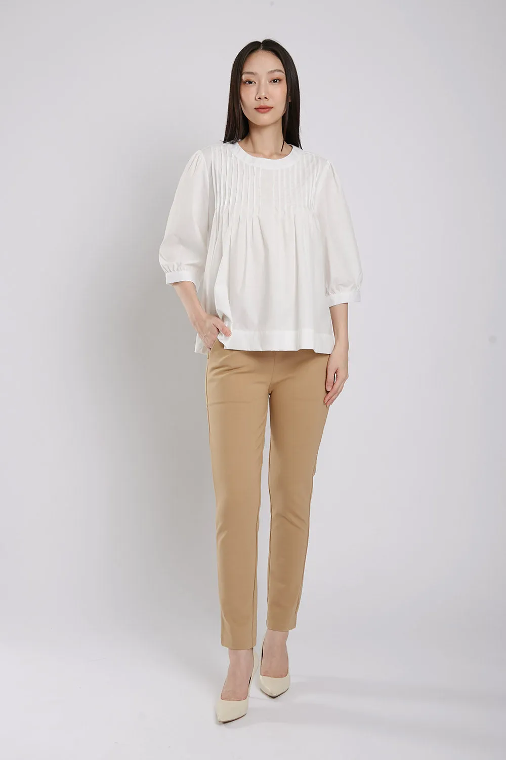 Lana Weight Ultra-Stretch Pants in Khakis