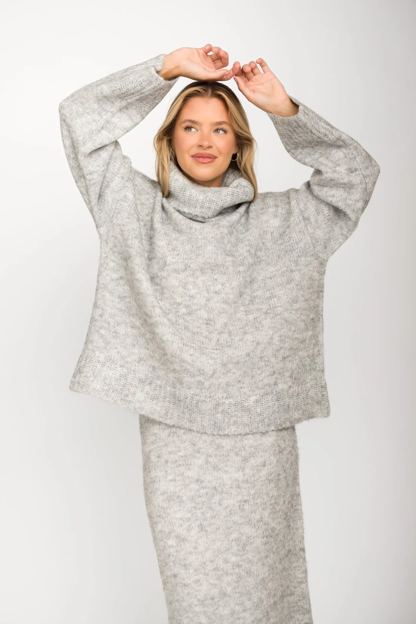 Robyn Knit Skirt in Heather Grey - Bump Friendly