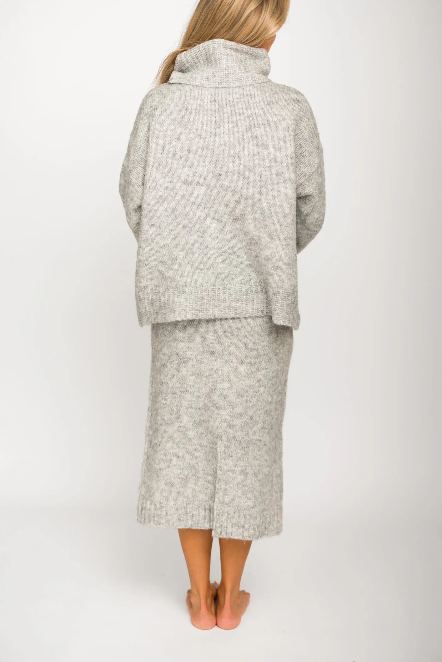 Robyn Knit Skirt in Heather Grey - Bump Friendly